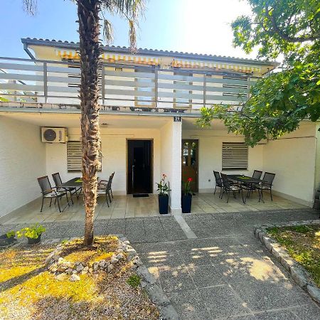 Apartmani Irena Jadranovo Kültér fotó