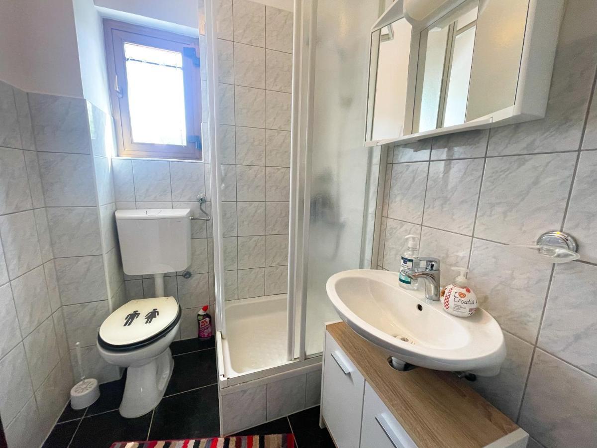 Apartmani Irena Jadranovo Kültér fotó