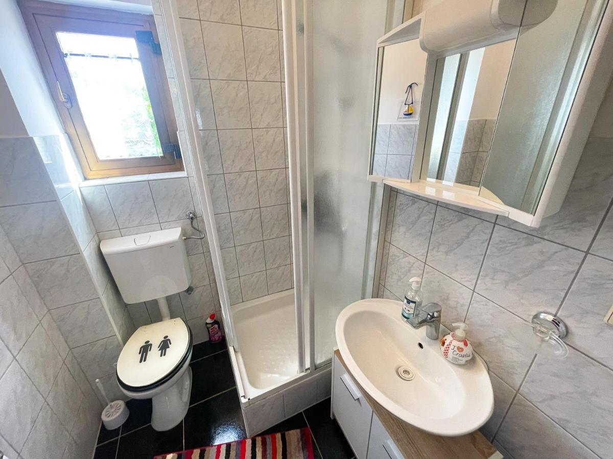 Apartmani Irena Jadranovo Kültér fotó